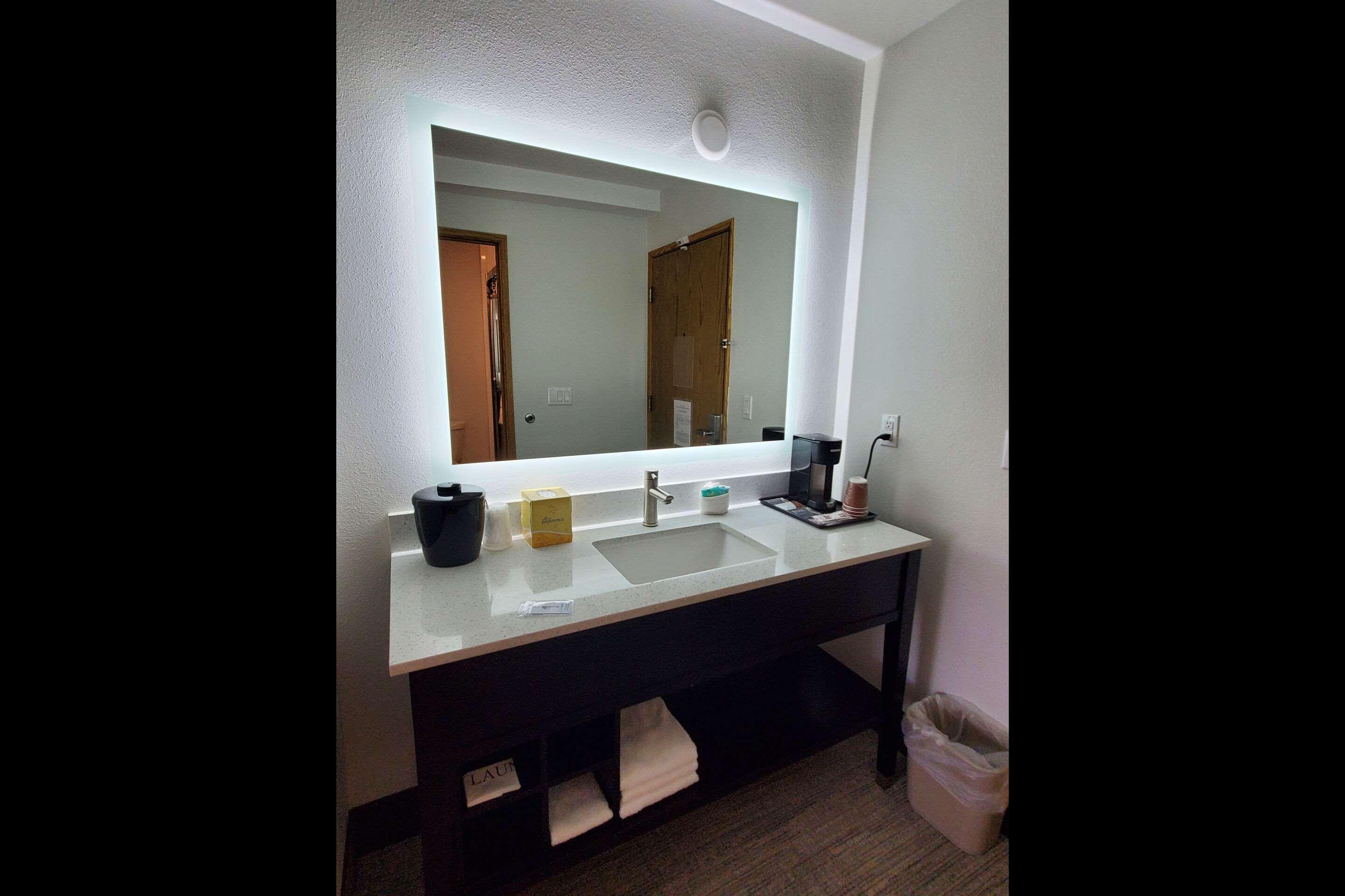 Hotel Thea Tacoma, Ascend Hotel Collection Екстер'єр фото